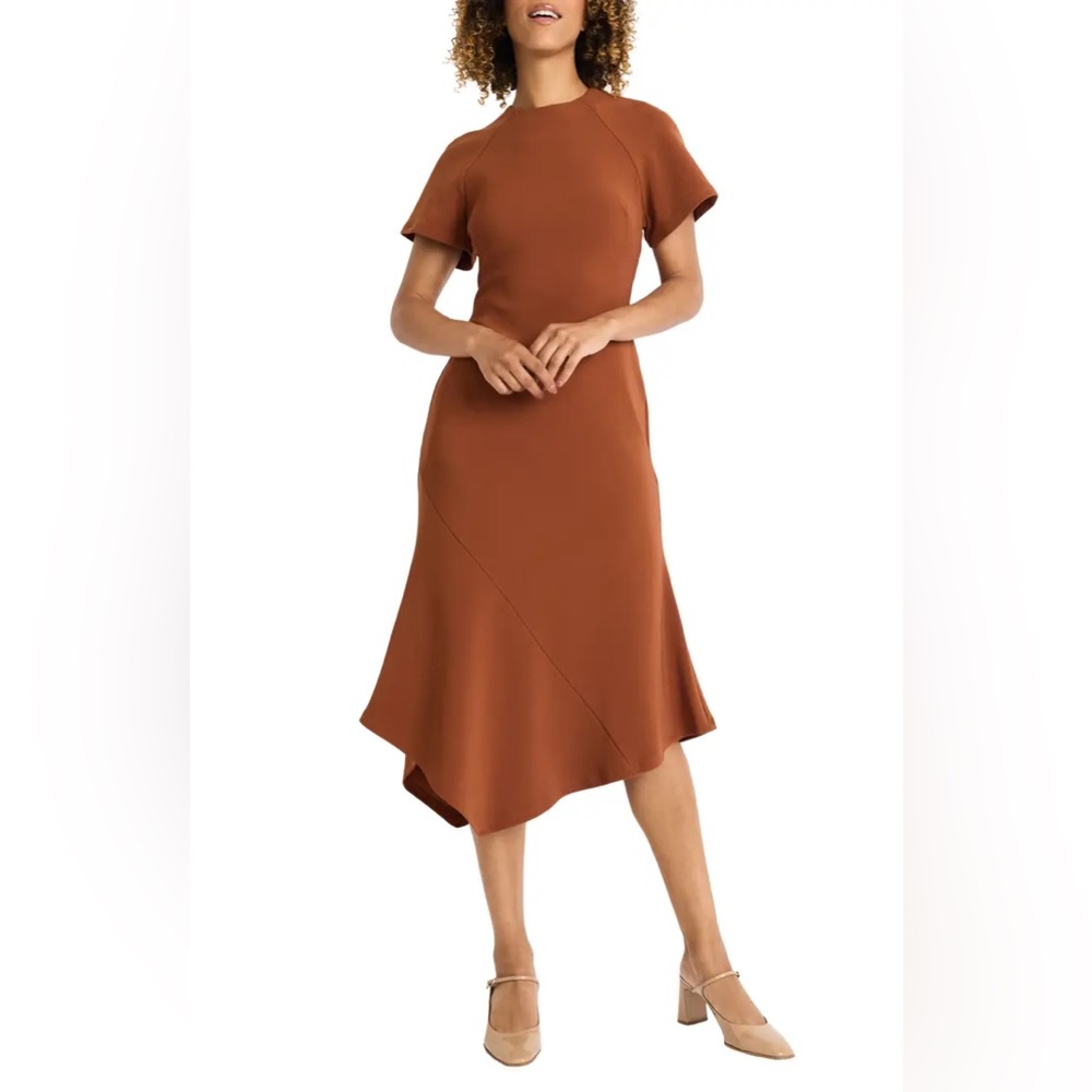 NWT Maggy London Short Sleeve Asymmetric Hem Midi Dress